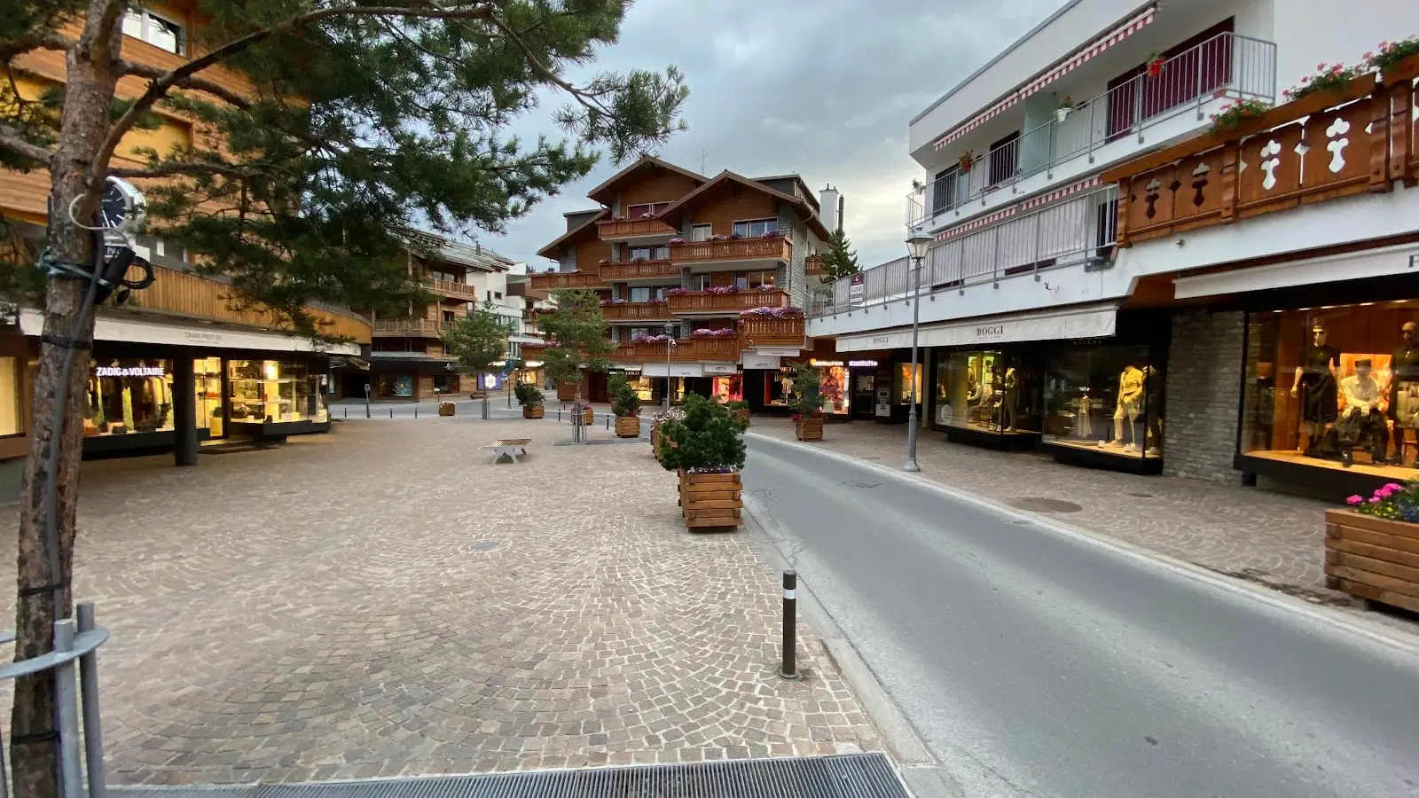 Crans-Montana, スイスアルプス