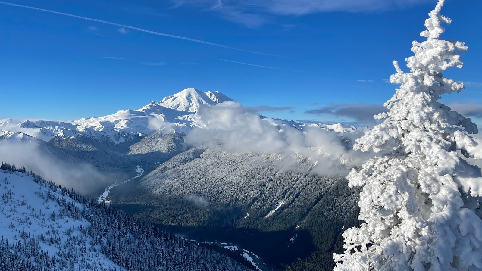Crystal Mountain, Cascades