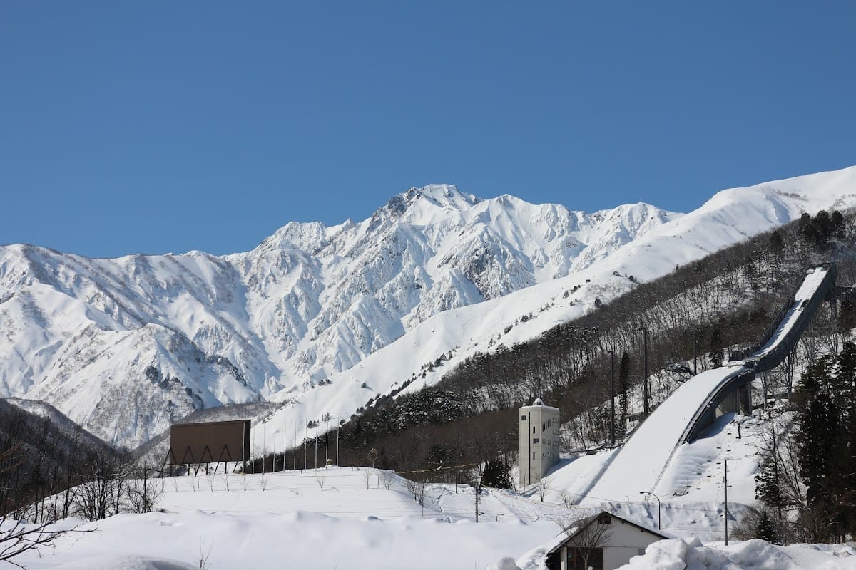 Hakuba Happo-One, Alpi giapponesi