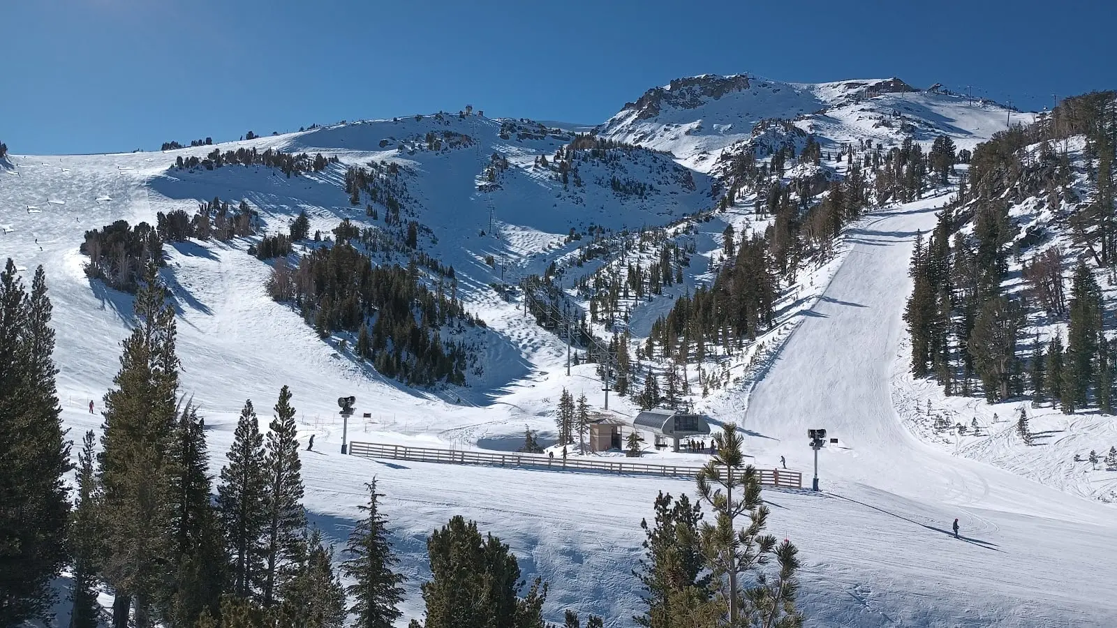 Mammoth Mountain, 內華達山脈（加州）
