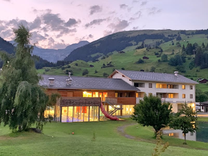 Pradas Resort Brigels