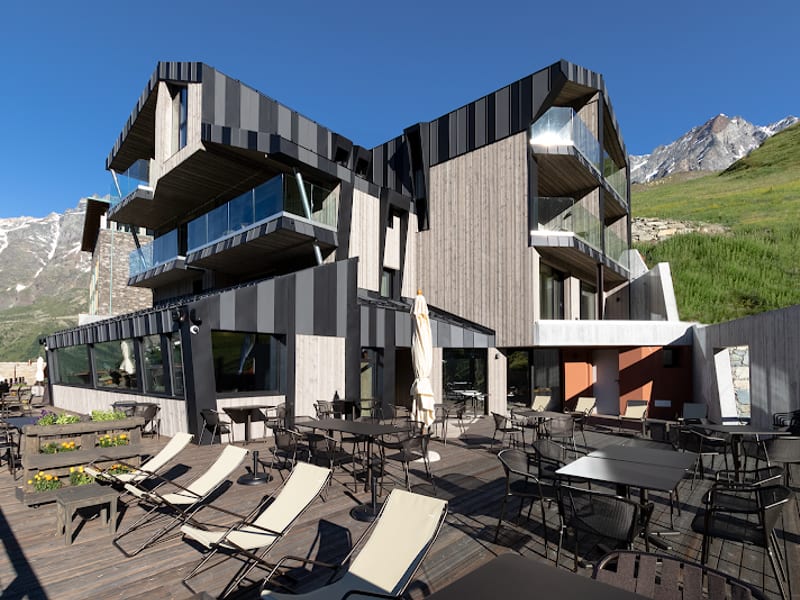 Bergman Mountain Hotel