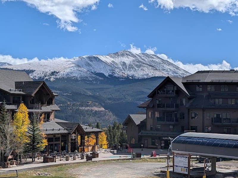 Grand Lodge on Peak 7