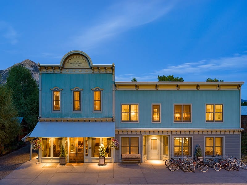 Eleven Scarp Ridge Lodge