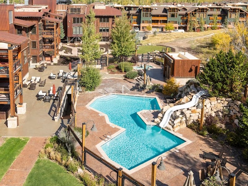 Silver Baron Lodge
