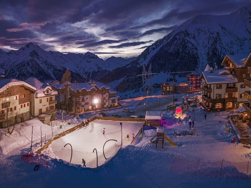 K2 Hotel & Restaurant