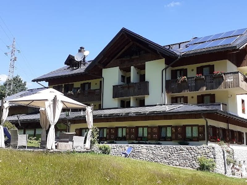 Albergo Ristorante Nuoitas