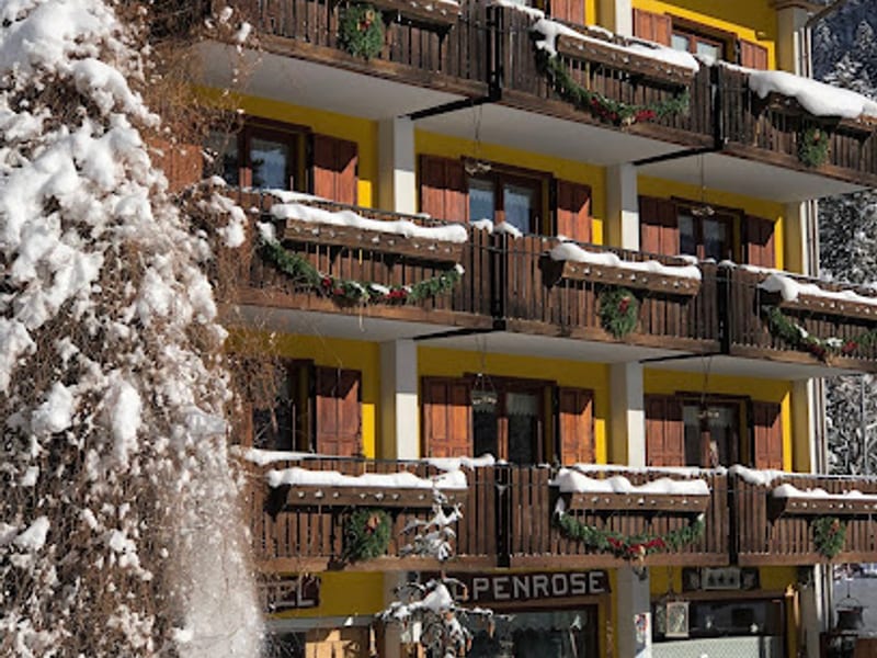 Albergo Alpenrose Ski&Bike Mountain Hotel