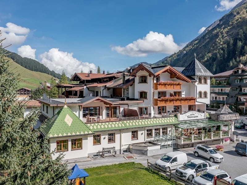 Hotel Vierjahreszeiten GmbH