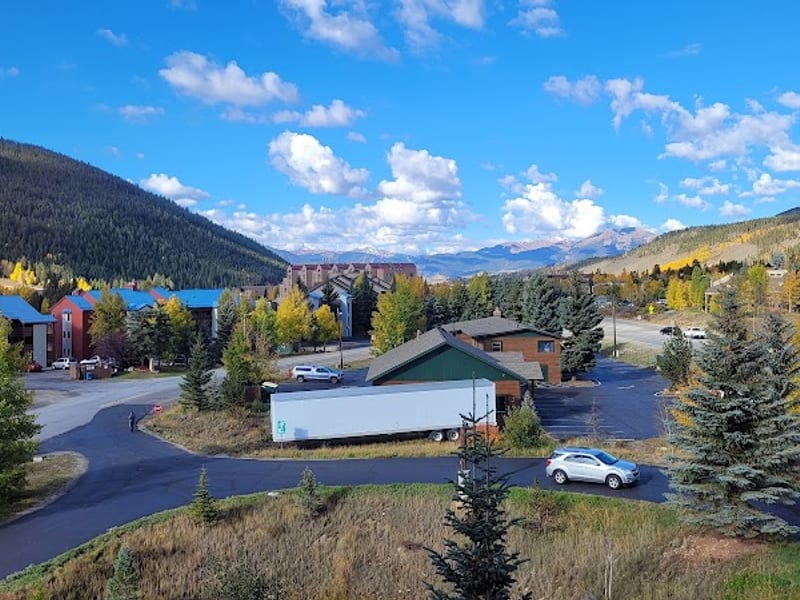 Gateway Mountain Lodge