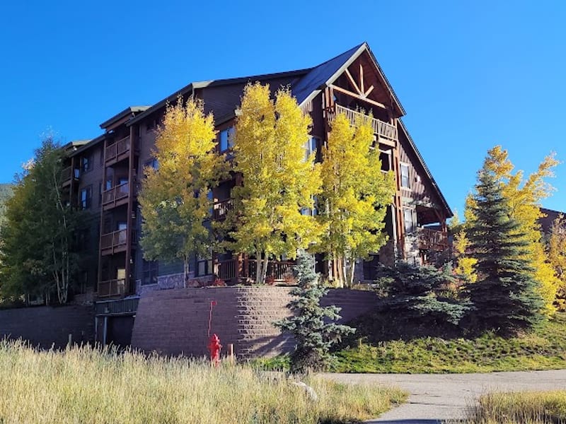 Tenderfoot Lodge
