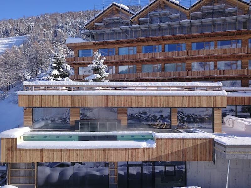 Alpen Village Hotel