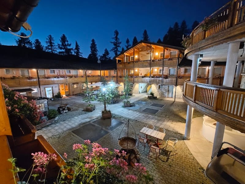 Boscone Suite Hotel