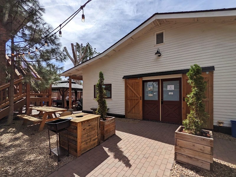 Bunk+Brew Historic Lucas House
