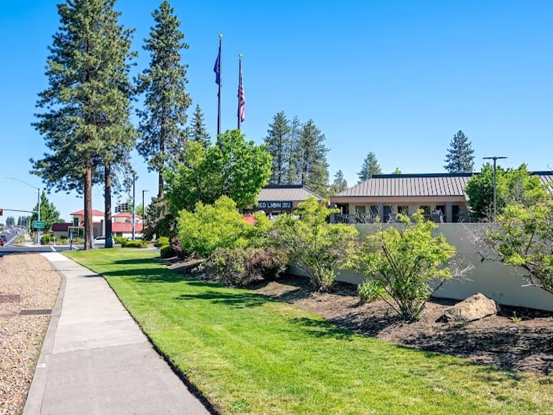 Red Lion Inn & Suites Deschutes River Bend