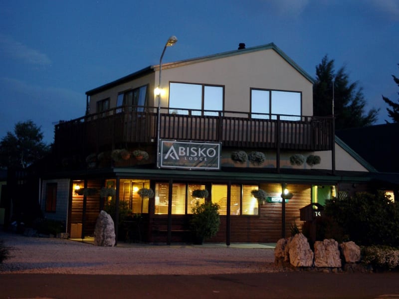 Abisko Lodge & Apartments