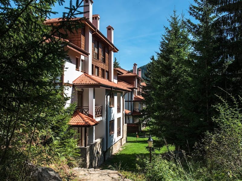 Mountain Lake Hotel