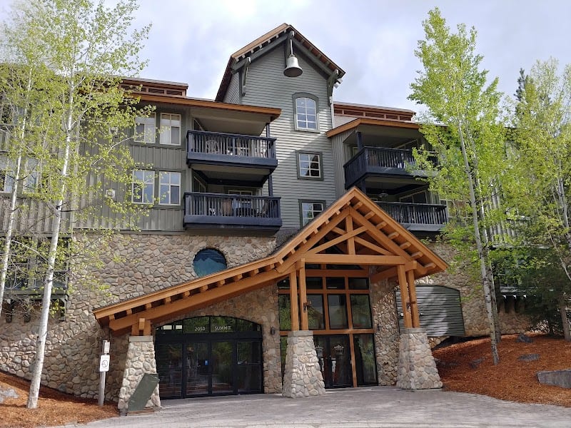 Ski Tip Lodge