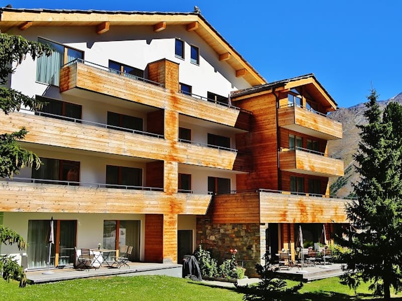 Elite Alpine Lodge