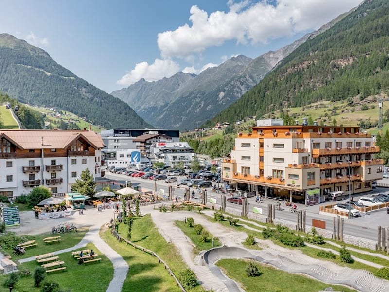 Hotel Bäckelar Wirt Sölden