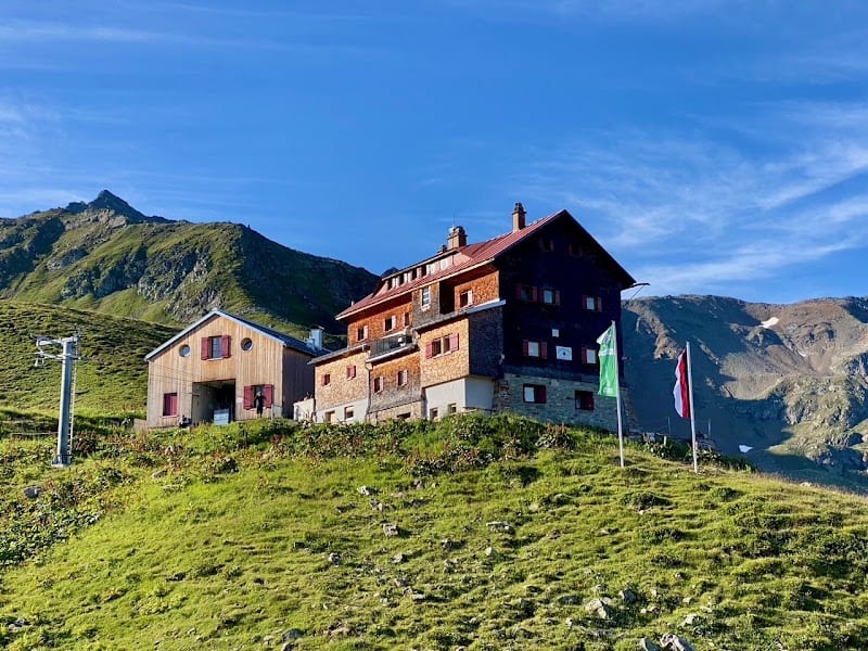 Mondschein Hotel & Chalet