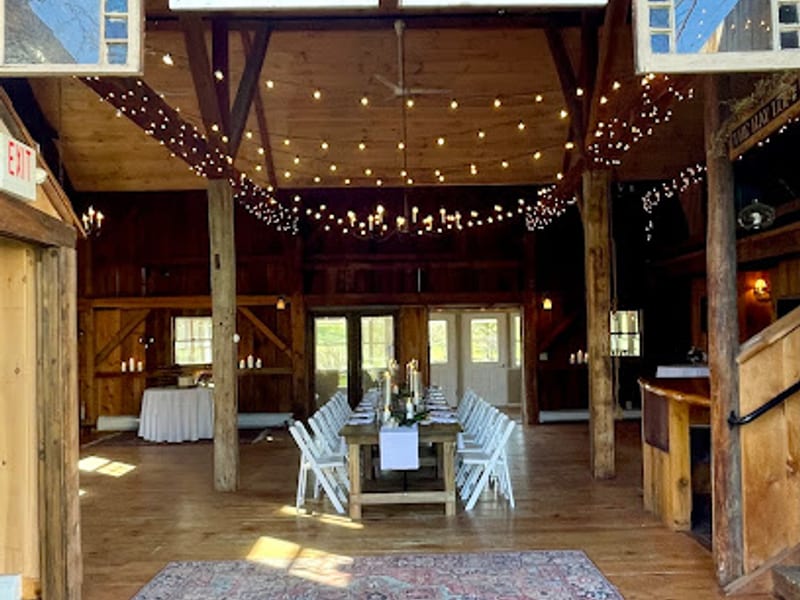1824 House Inn + Barn