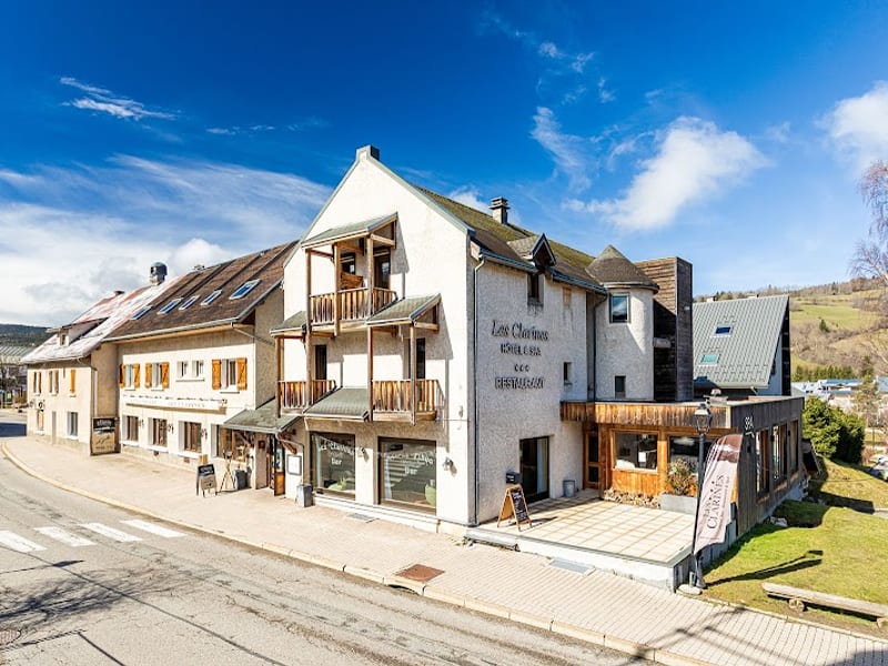 Hôtel, Bar-Restaurant & Spa Les Clarines