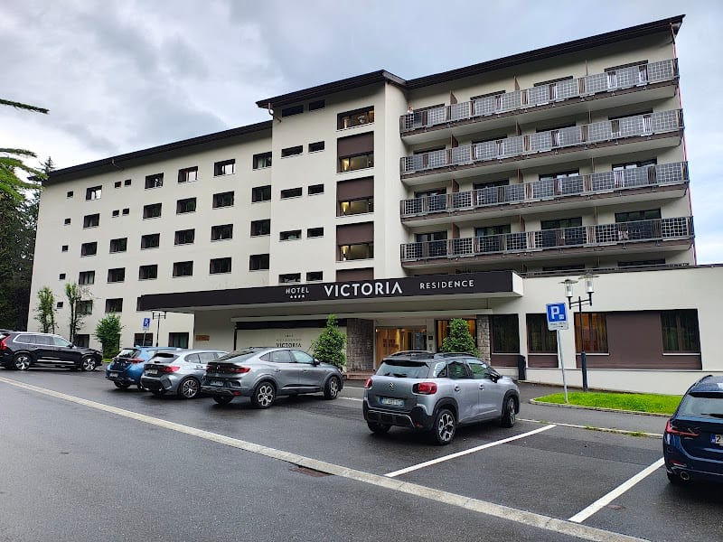 Victoria Hotel & Residence